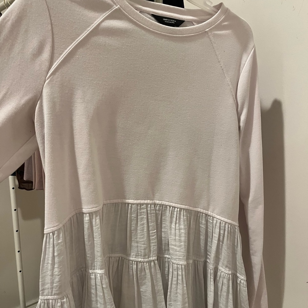 White long sleeve ruffle blouse